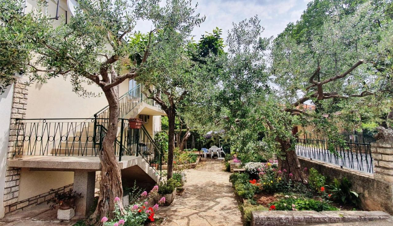 Cecillia Mare Apartments Rovinj Dış mekan fotoğraf
